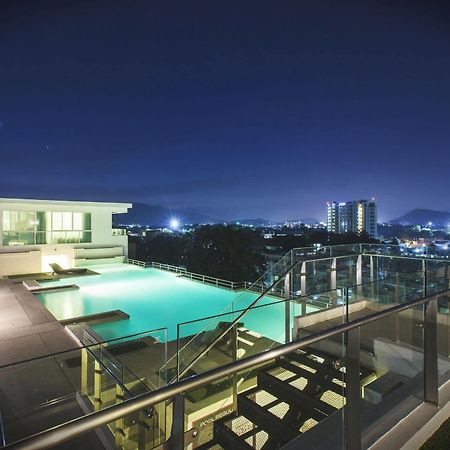 The Wide Condotel - Phuket Zewnętrze zdjęcie